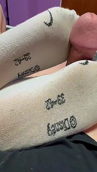 German Housewife Close up Footjob Cumshot Sexy Wrinkled Soles