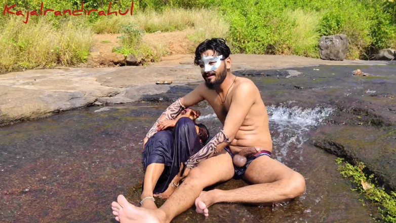 Sexy biwi: Saya membawa adik ipar saya ke hutan dan mengongkeknya di...
