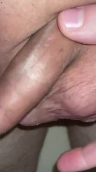 Gioca con il mio piccolo cazzo