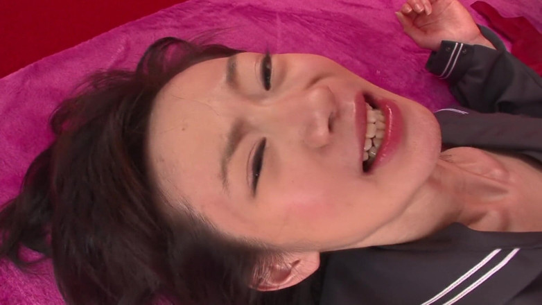 Japan X: Asian gives pissing and gets a creampie