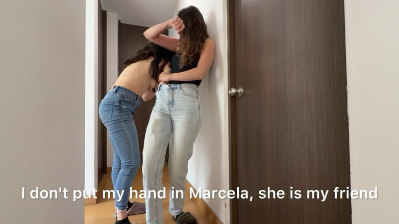 scarlettandc: Když se mě dotkne, moje kundička je mokrá