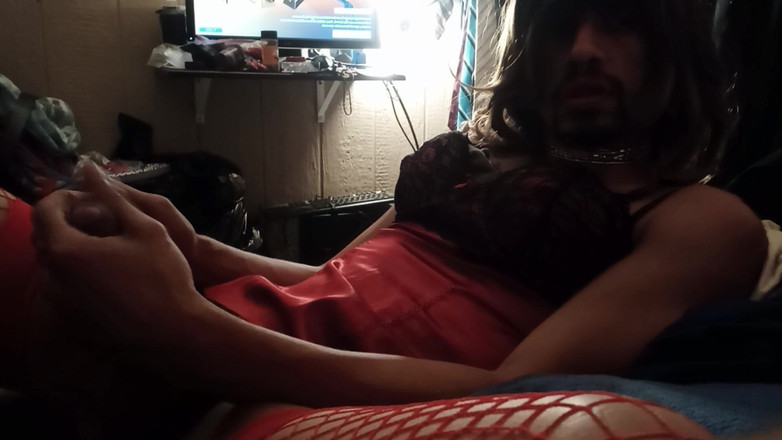 Wicked studios: Кроссдрессер у червоній білизні