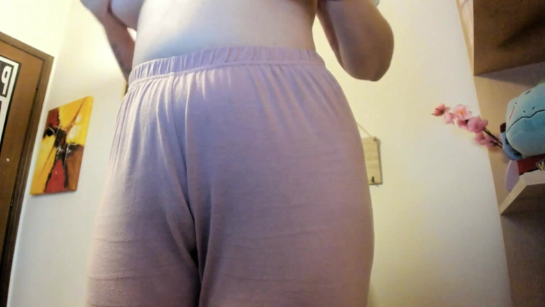 Nicoletta Embassi: 후장 냄새를 맡는 아름다운 이탈리아 계모