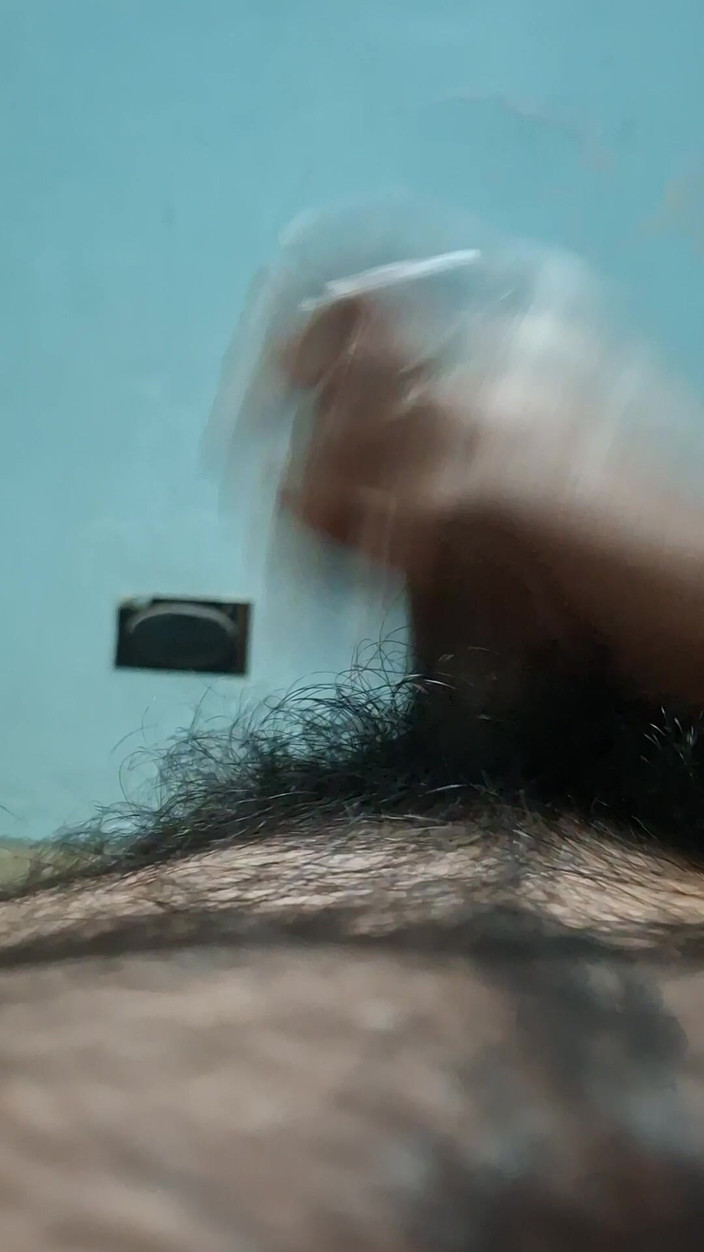 IndBoyCum: Schlampiger handjob