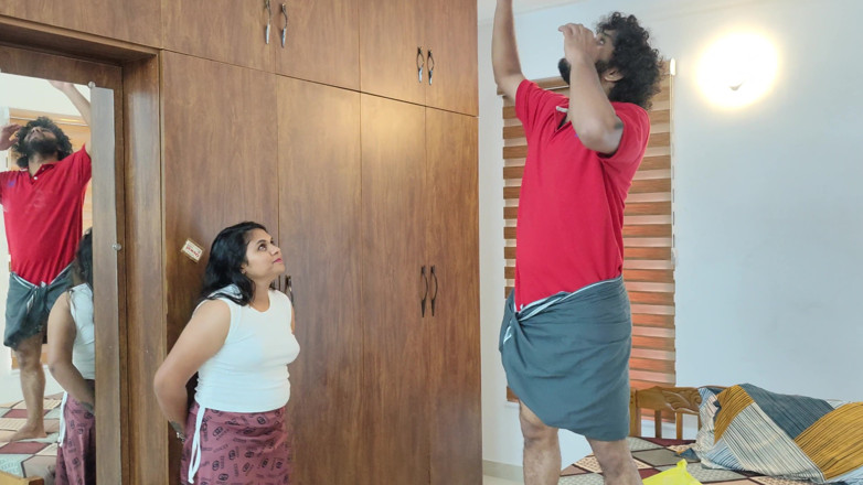 Vaigavarun45: Girl and Electrician Hot Fuck While She Was Alone at...