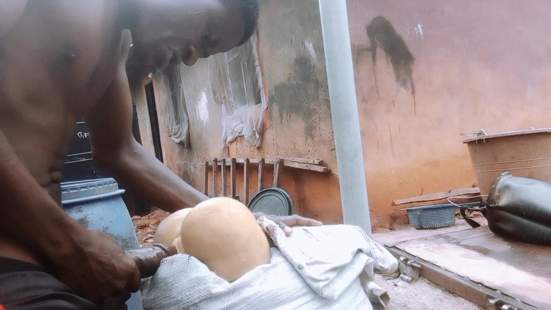 Bangcum8: Kriegssex ohne echten analsex und muschi