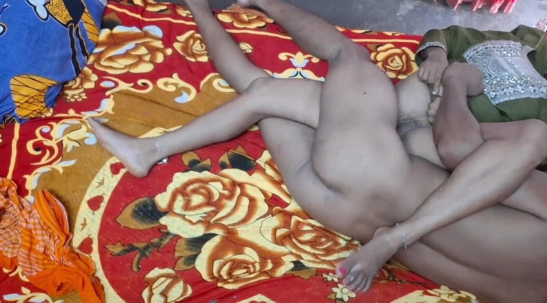 Sumaj: Beau couple indien amateur