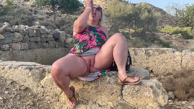 Lena Cox: Outdoor Masturbation and Squirts - Nympho Wife Real Orgasms