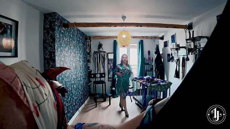 InannaJustice: St Andrews Cross Bondage: Inanna Justice ejaculare senzuală Legături