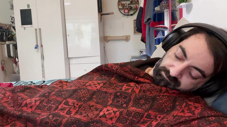 Lextalon: Aku selalu tanpa celana dalam