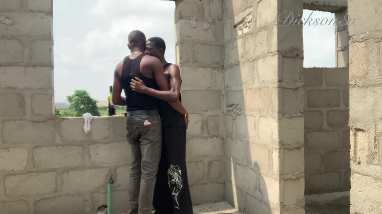 Dickass3x: एक अविश्वसनीय इमारत में उससे मुलाकात की फिर उसे दीवार पर टिकी के रूप में वह अपने जीवन के लिए संघर्ष किया