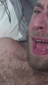 Twink Euro seksi dikongkek mendalam