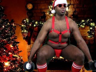 Bamaboi Chris XXX: Sexy black Santa works out before jerking his big stocking...