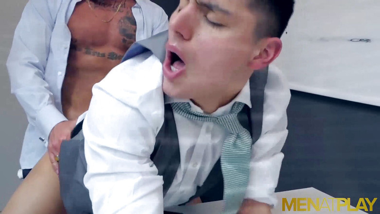 Menat Play: MENATPLAY - 探偵フランク・バレンシアの肛門はケン・サマーズをファック