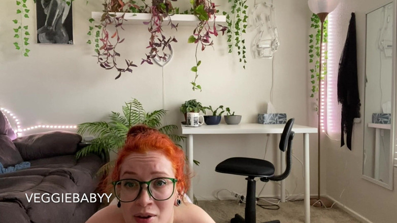Veggiebabyy: Coworker Controls Me with Remote