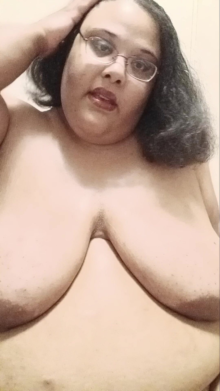 Jessica pigslut: Třesu se zadkem pro tebe!