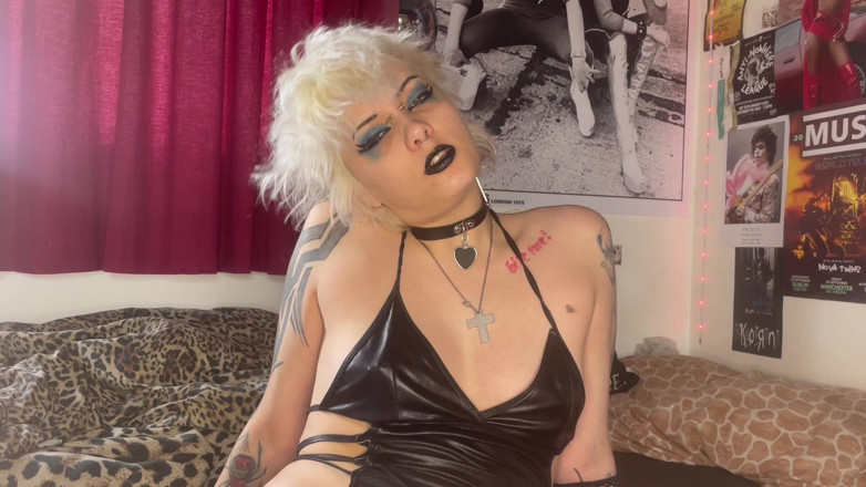 Glitterqueen1999: Step-sister Bites off Your Tiny Cock and Eats It Penectomy