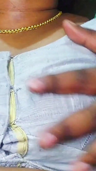 Indiancă Bhabhi sexy excitată