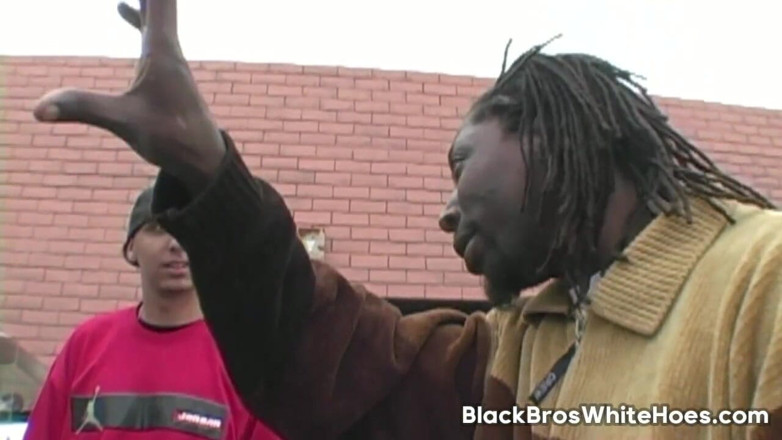 Black Bros White Hoes: Pornstar Cytheria Is a White Girl Who Loves BBC