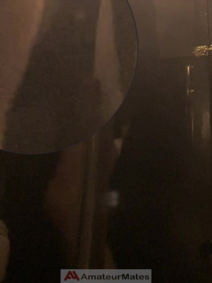 AmateurMates: Jules był w klubie i powiedział temu słodkiemu twink, aby...