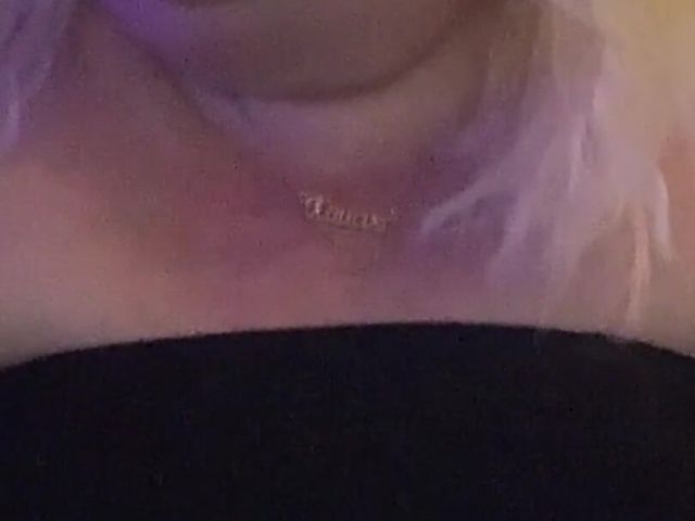 Titties & Smoke (Blanca Girl BBW)