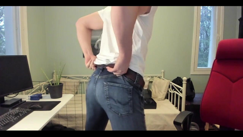 Awesome A: 2743241803.mp4