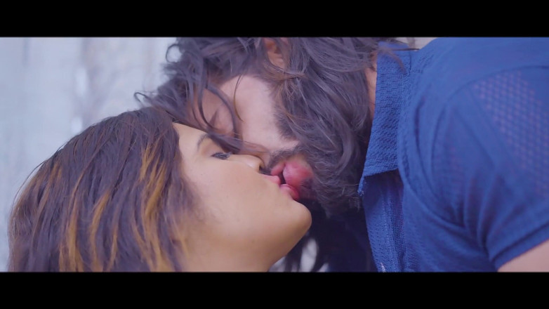 Triflicks: Indiancă bhabhi sex cu socru foarte dur futând-o pe frumoasa...