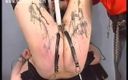 Dark room of slave seks: Sesso con lo schiavo 075.