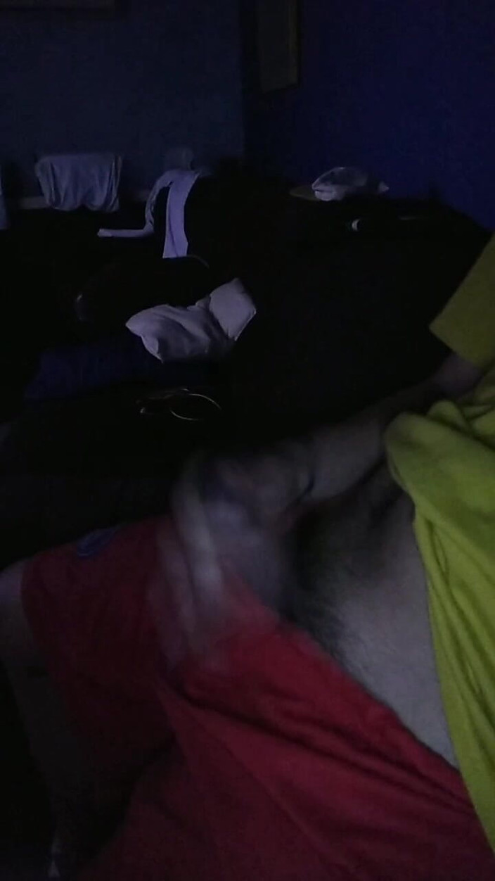 AlexAlejandro13: मुझे लिविंग रूम में छूना