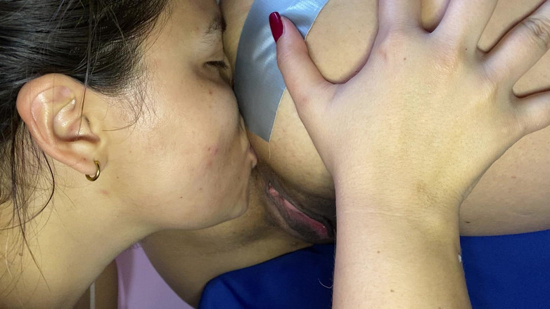 zoemelissa: Жорсткий мінет соковитої і мокрої дупи