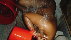 Shopna25: Teta se dneska krásně koupe