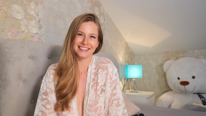 Stella Cardo: Sarışın bu vibratörü ona koymak ister ama büyük