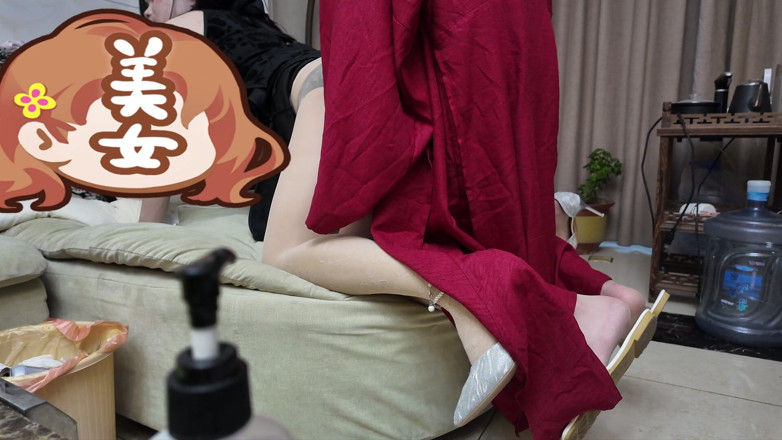 yueyue: Une Femboy Asiatique Dévergondée En Qipao Se Fait Fesser Le...