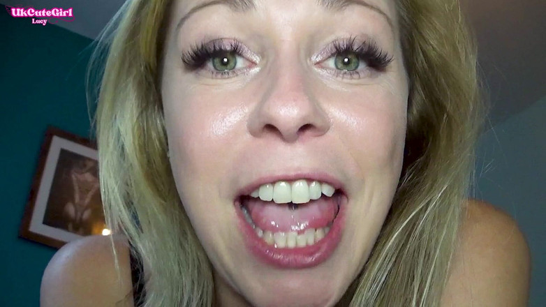 UKCuteGirl: Liten man överraskning gömmer knickerlåda slukad!