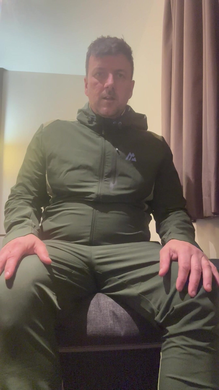 Jeffery videos: Strip Tease, Wanking and Fingering Arse