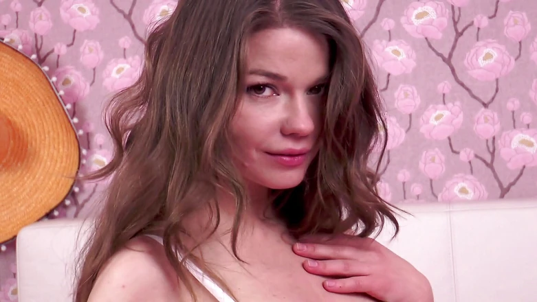 Foxy Desire: Slim teen plays with her hairy pussy