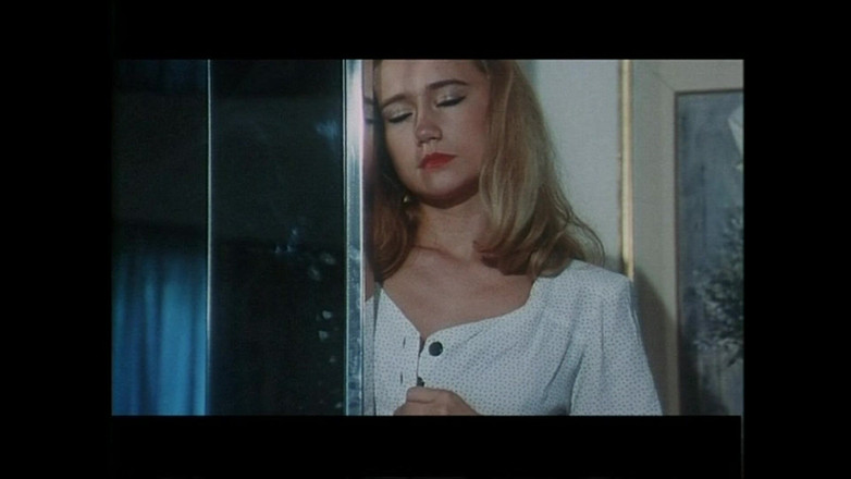 The Unforgettable: Espionné Par La Gouvernante