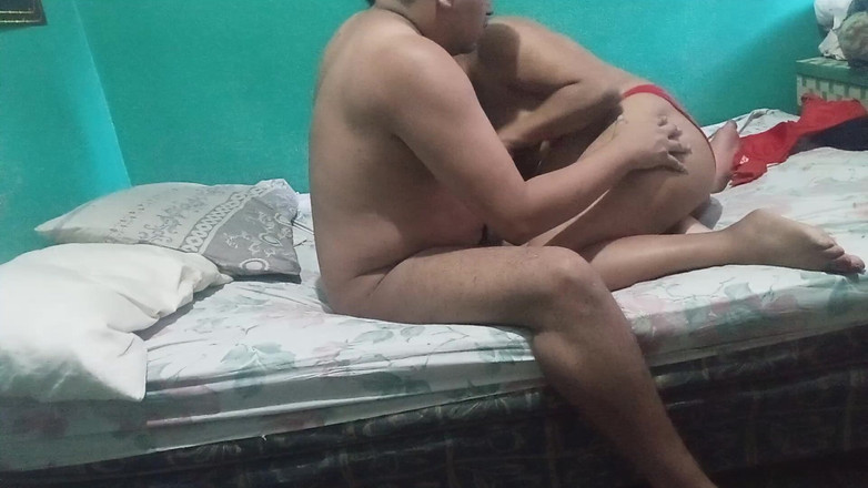 BigassMILF40: Chảy tràn tinh dịch trong đít mẹ kế Ấn Độ giàu có của...