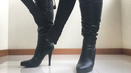 Mistress Hotwife Venus: ブーツの支配。愛人ホットワイフヴィーナス。