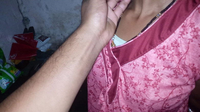 Anjali_Roy 67: Dia memanggil Anjali Bhabhi ke dalam bilik untuk bertemu dengan...