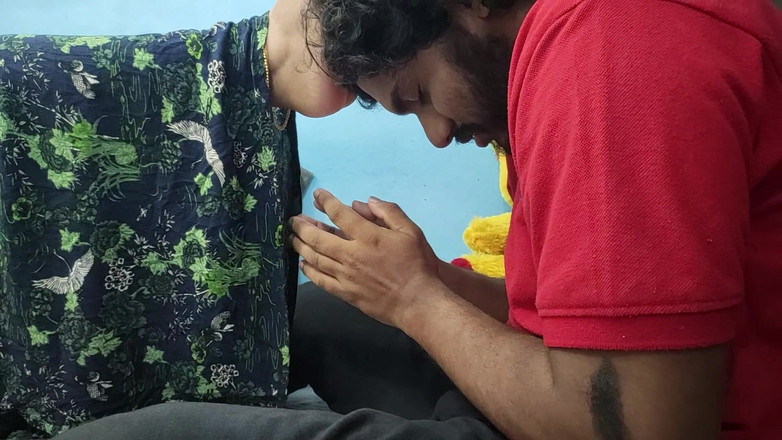 Vaigavarun Feet romance: Busting telur