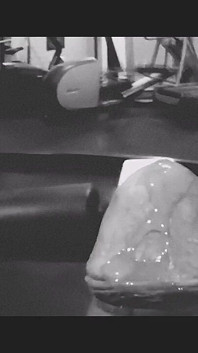 Spor salonunda büyük ereksiyonumu gizleyemedim (ters gidiyor!)