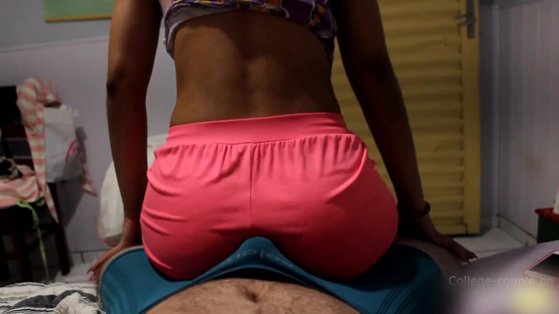 College-couple: Sucha humping kompilacja assjob, lapdance cum