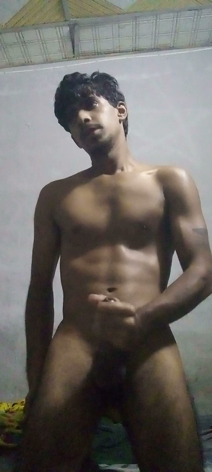 Greg 5 stars: Menampar zakar saya sehingga ia memercik susu