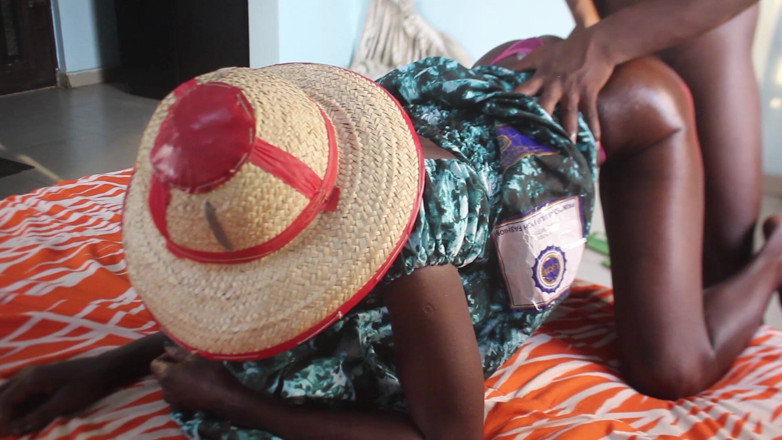 Itxbush: 후장 따먹히는 무슬림 풀라니 밀프 이중 삽입