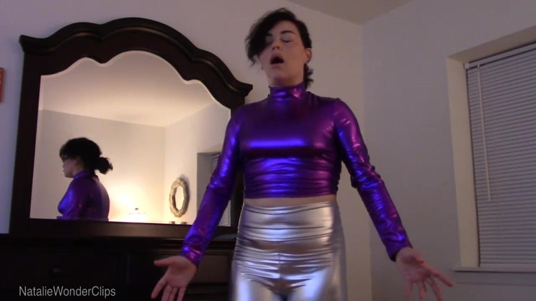 Natalie Wonder: Fembot yang salah
