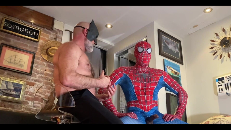 Tantric Fitness: Batman e Homem-Aranha (parte 2)