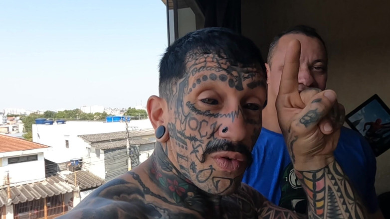 Amateur world: Ta kráska je můj kamarád a všechno nahrál