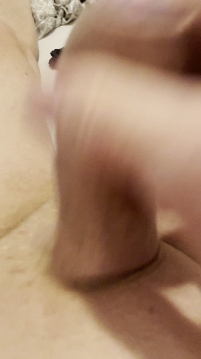 Mitchie: शर्मनाक झटके ... जब तक वह फुहार नहीं लेता