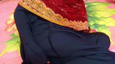 Bdsex24: Wanita seksi menikmati gaya tegar dan doggy